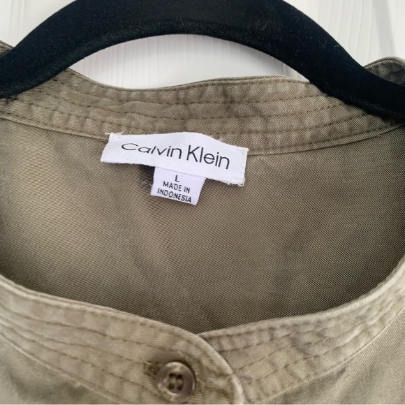 Calvin Klein Army Green Pop Over Blouse Size Large - Picture 3 of 9
